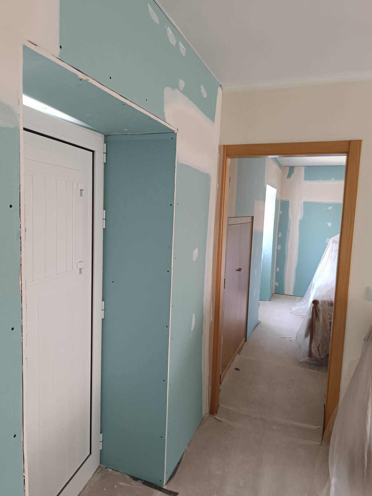 Jefferson Souza - Torres Vedras - Rénovation de chambre