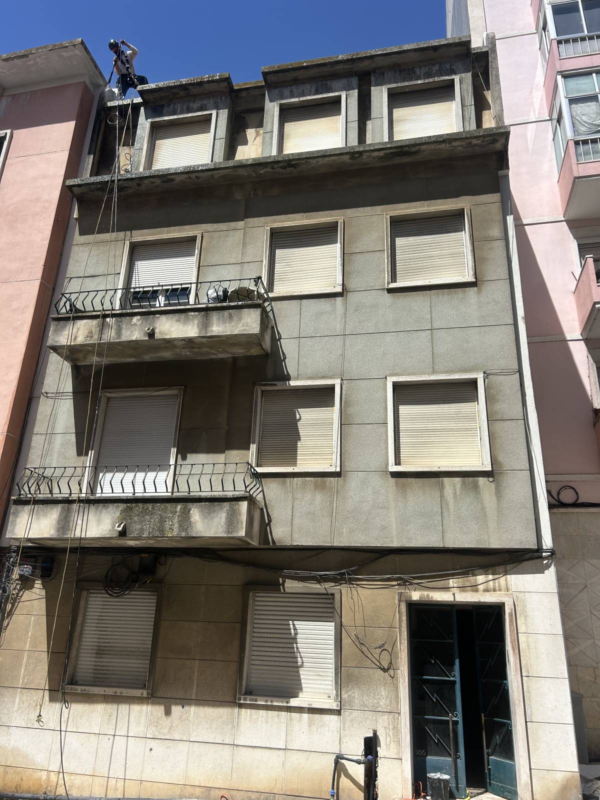Aura Vertical - Leiria - Außenanstrich