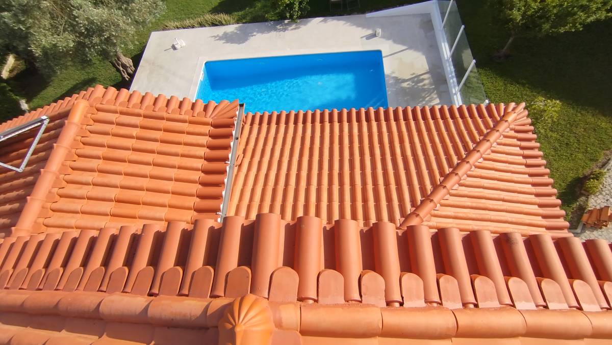 Tavares - Coimbra - Roof Cleaning