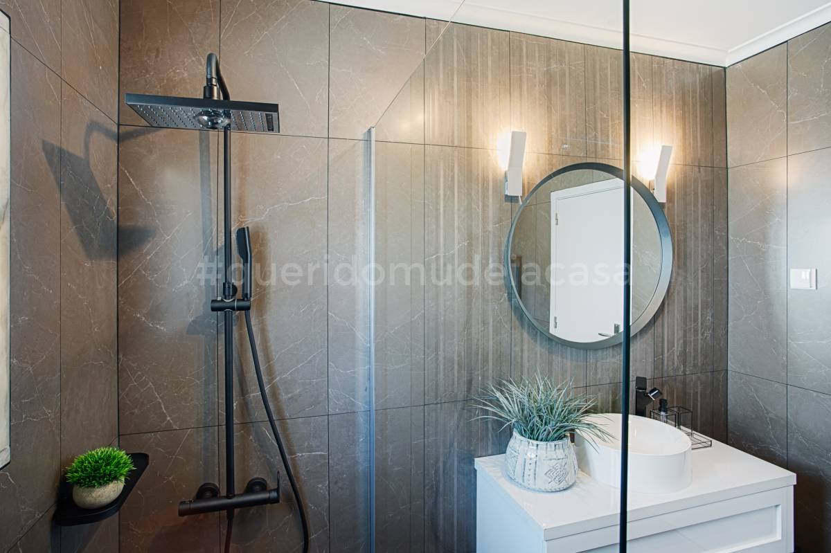 Rodolfo Galvão Home Stylist - Lisboa - Suspensão de Quadros e Instalação de Arte