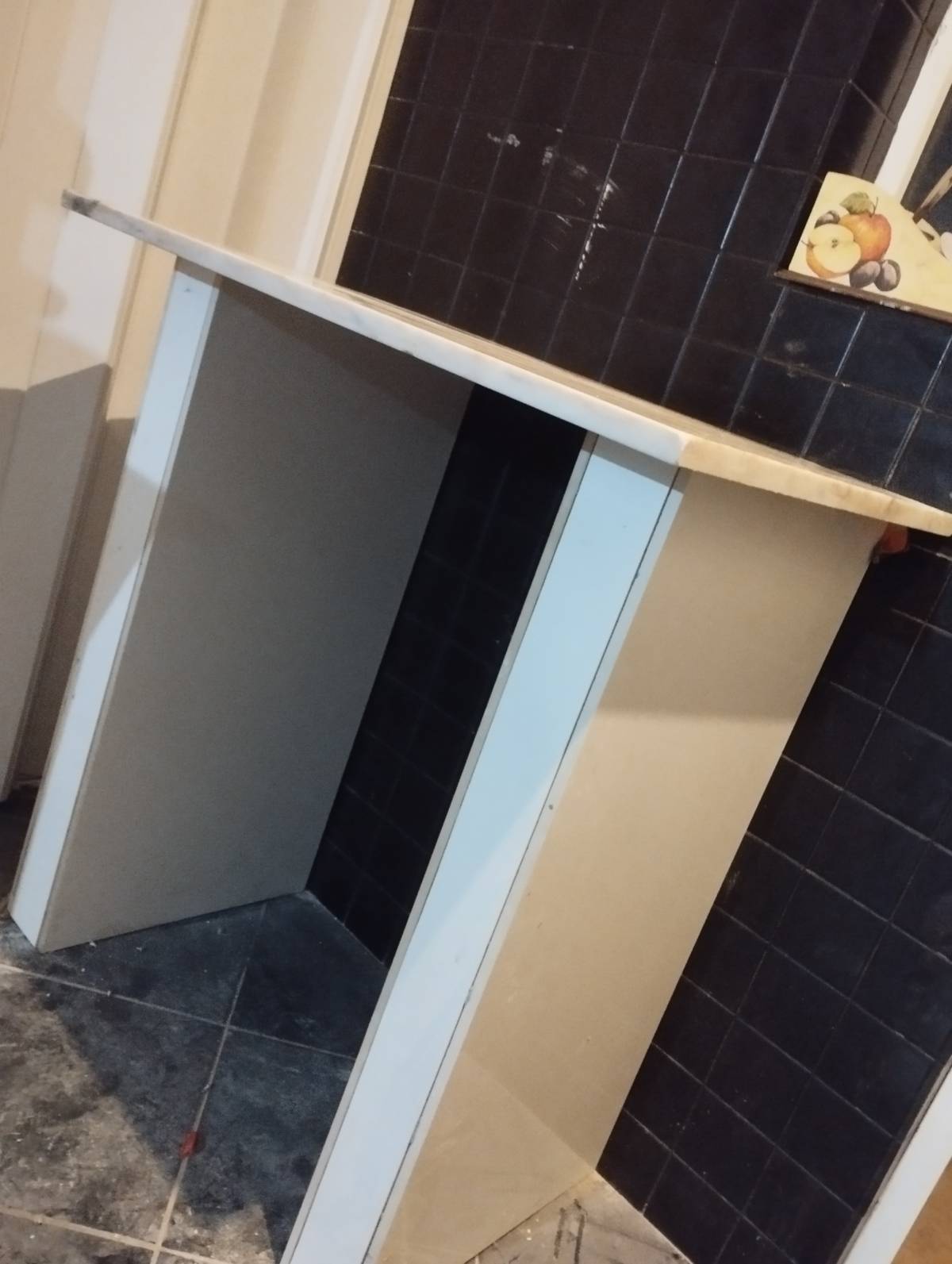 Idson. DH remodelações e pinturas - Barreiro - Nivelación de hormigón