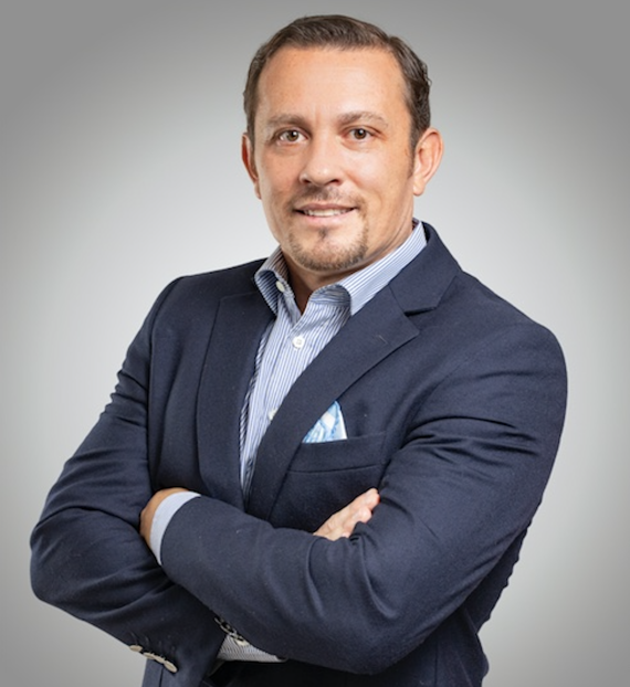 Russell C - Lisboa - Finanzdienstleistungen und -planung
