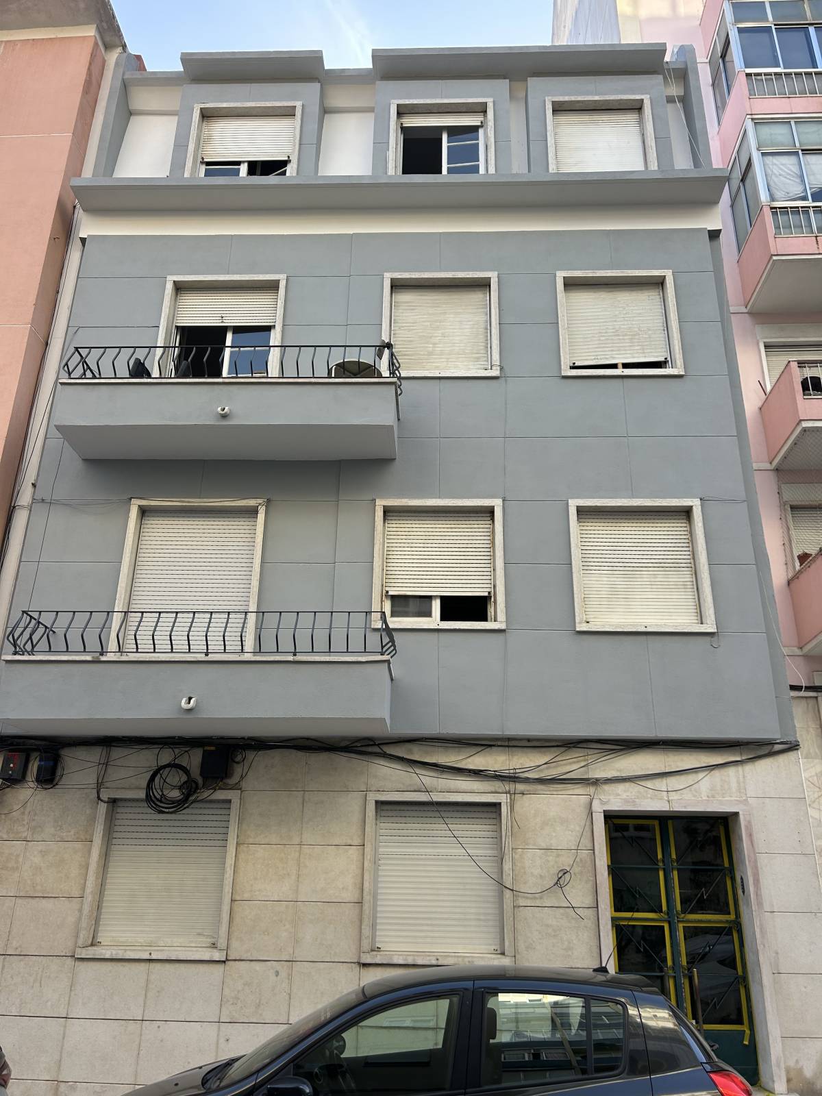 Aura Vertical - Leiria - Tür lackieren