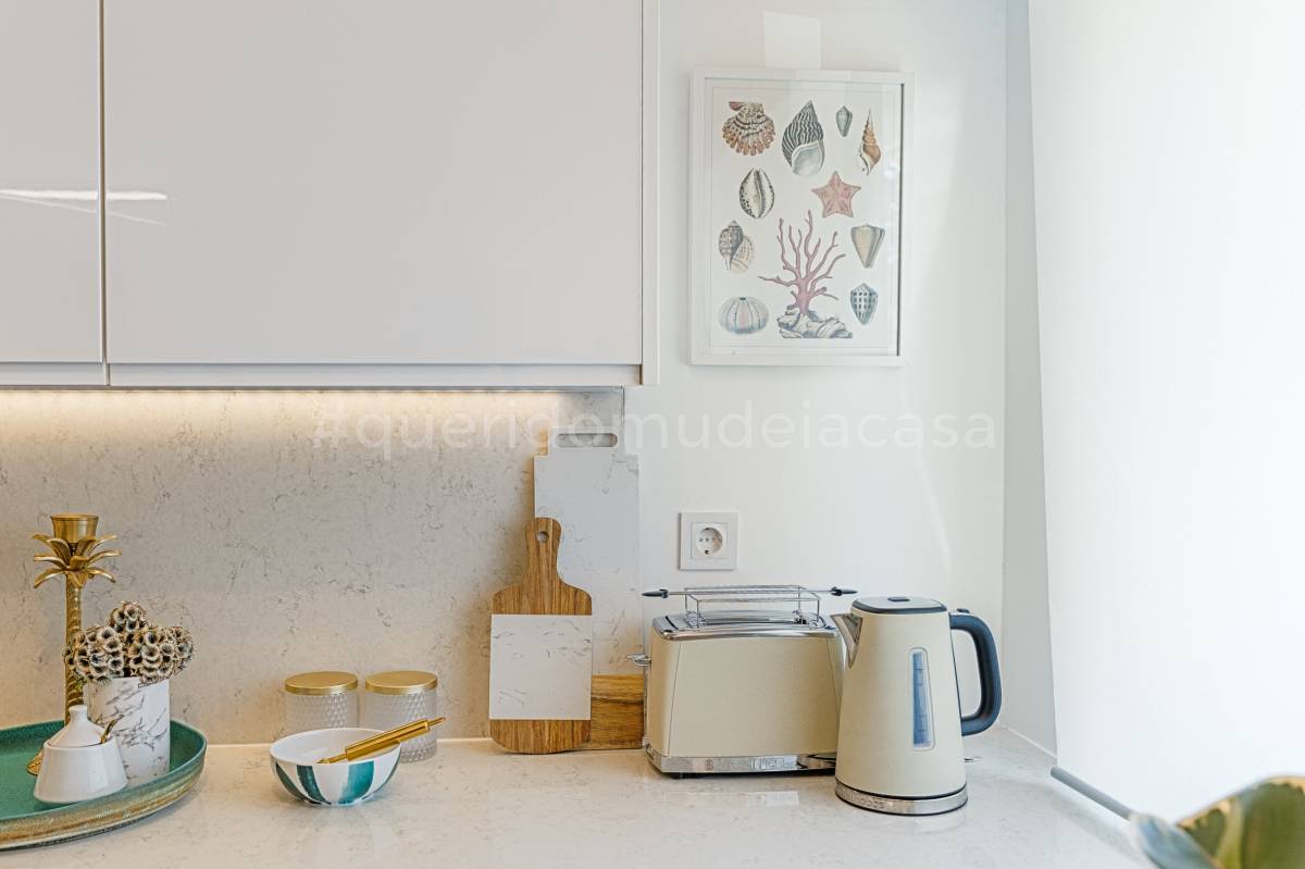 Rodolfo Galvão Home Stylist - Lisboa - Instalação ou Substituição de Cortinas