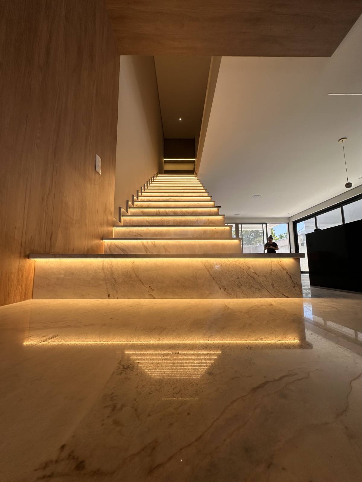 AMR PINTURAS - Matosinhos - Treppe und Treppenhaus reparieren