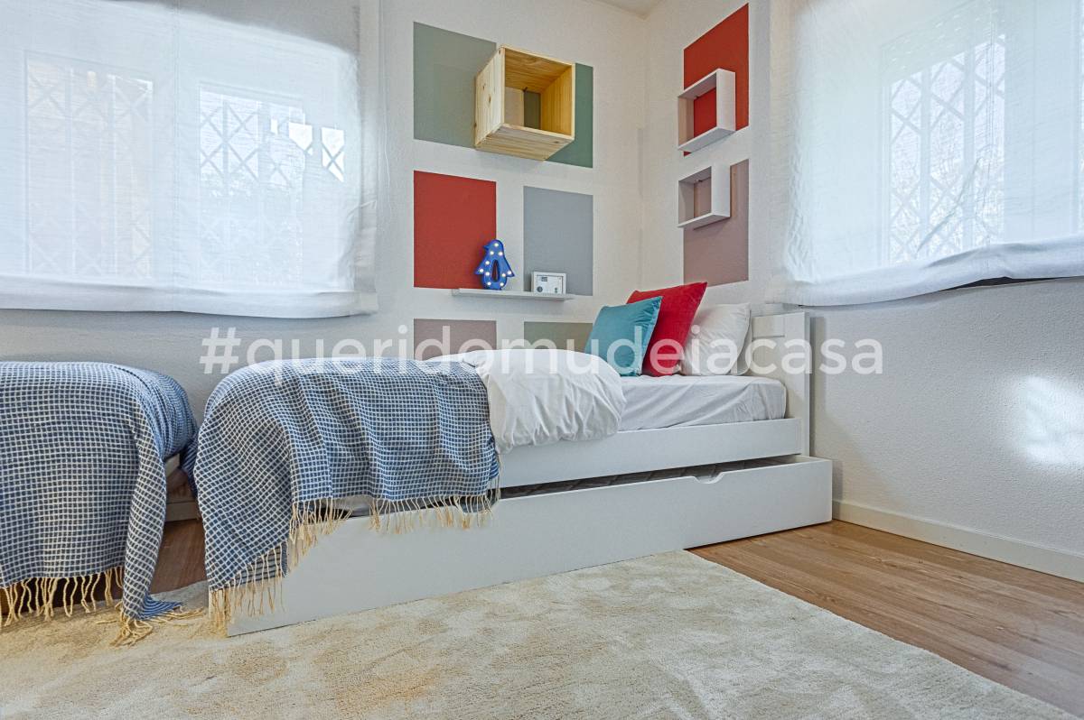 Rodolfo Galvão Home Stylist - Lisboa - Instalação ou Substituição de Cortinas
