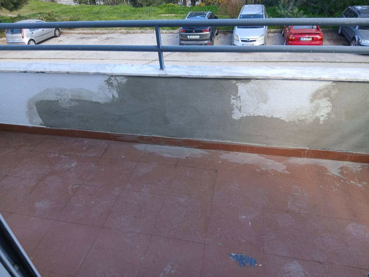 Estuques Martins - Sesimbra - Trockenbau reparieren und Oberflächenstruktur geben