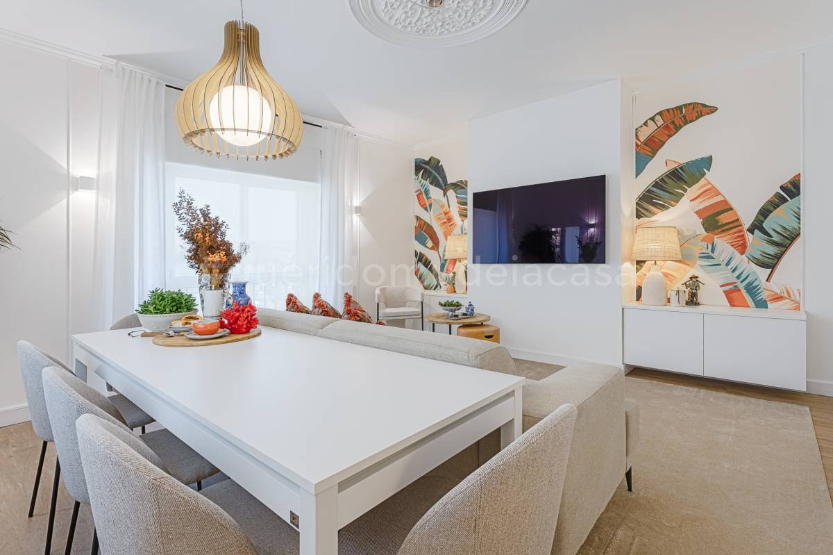 Rodolfo Galvão Home Stylist - Lisboa - Suspensão de Quadros e Instalação de Arte