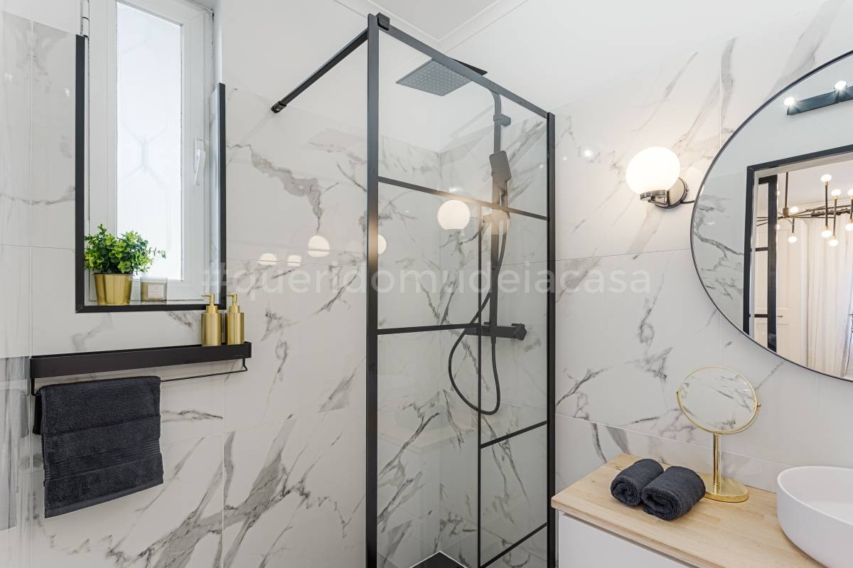Rodolfo Galvão Home Stylist - Lisboa - Suspensão de Quadros e Instalação de Arte