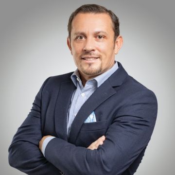 Russell C - Lisboa - Finanzdienstleistungen und -planung