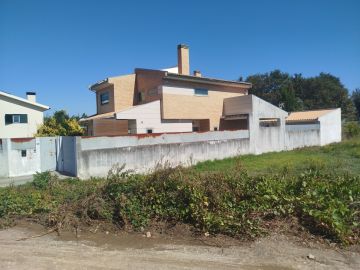 Tavares - Coimbra - Tür lackieren