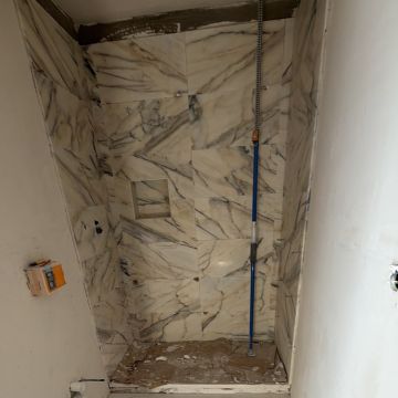 Construtora zaran - Amadora - Reparación de suelos de vinilo o linóleo o reemplazo parcial