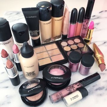 Beatriz - Rio Maior - Friseure und Make-up Artists