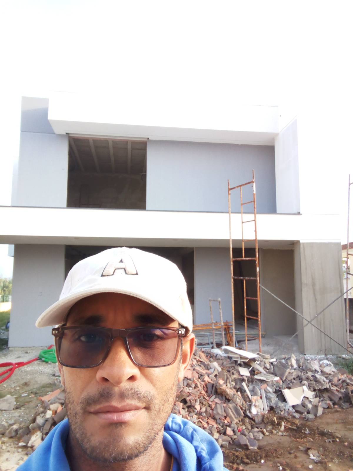 Cleber Fernandes - Vagos - Instalación de escaleras
