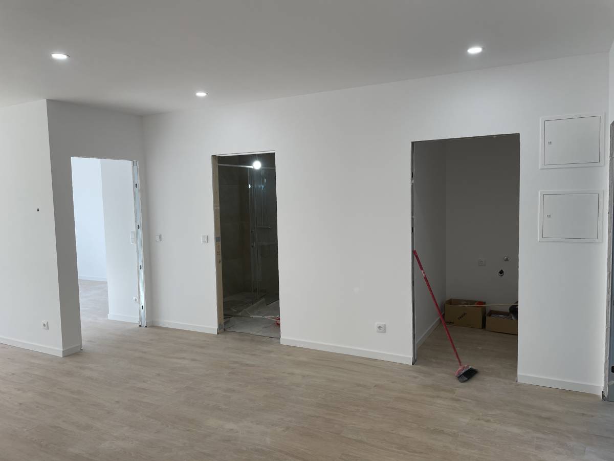 Filipe - Ponte de Lima - Sump Pump Installation or Replacement