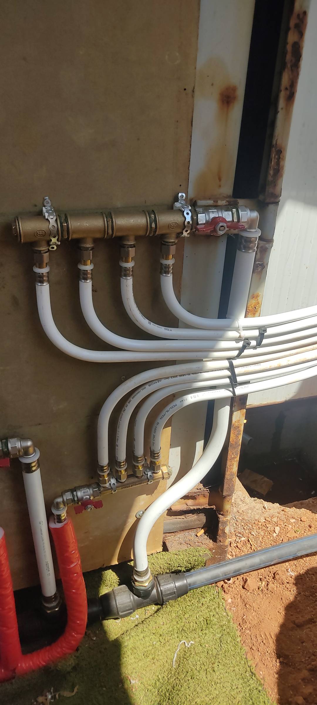 Canalização - Plumbing Solutions - Albufeira - Remodelação de Casa de Banho