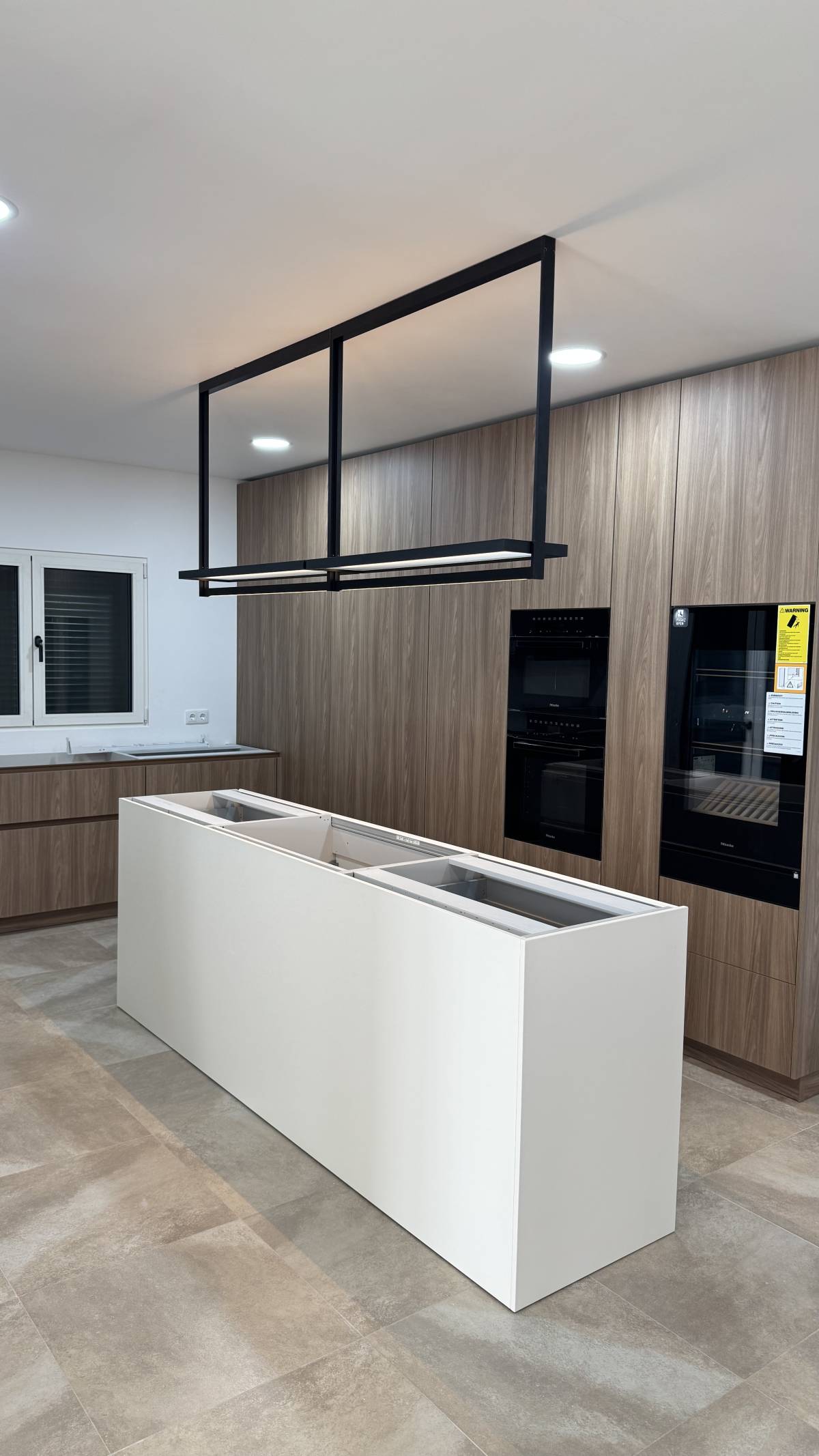 Banari Anatolie - Loulé - Remodelação de Armários
