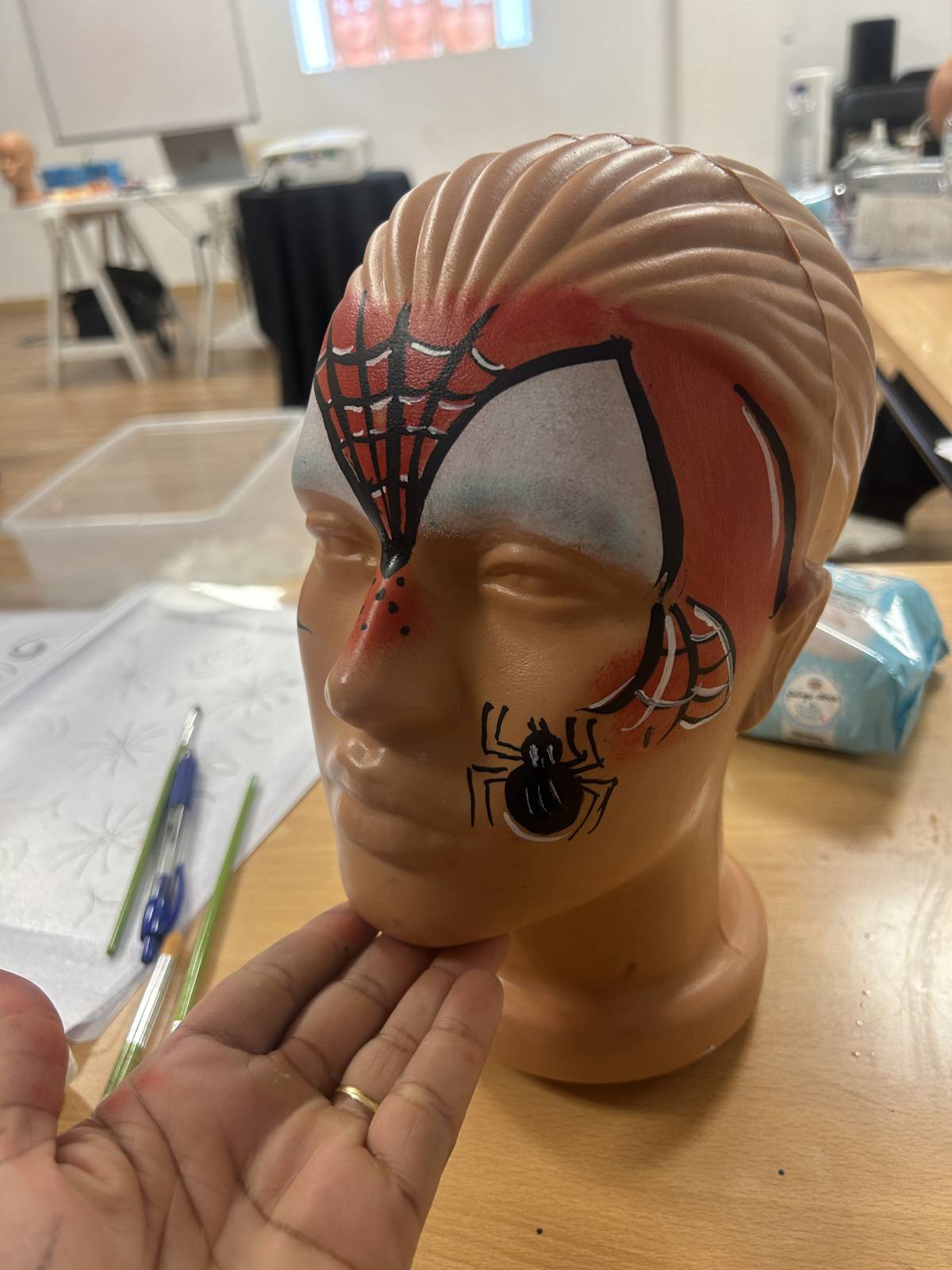 Pequenos Tons🎨🎈 - Ourém - Face Painting