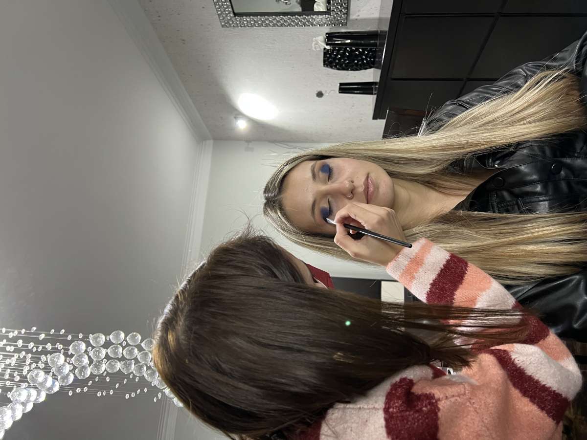 Francisca Teixeira - Matosinhos - Peluqueros y maquilladores