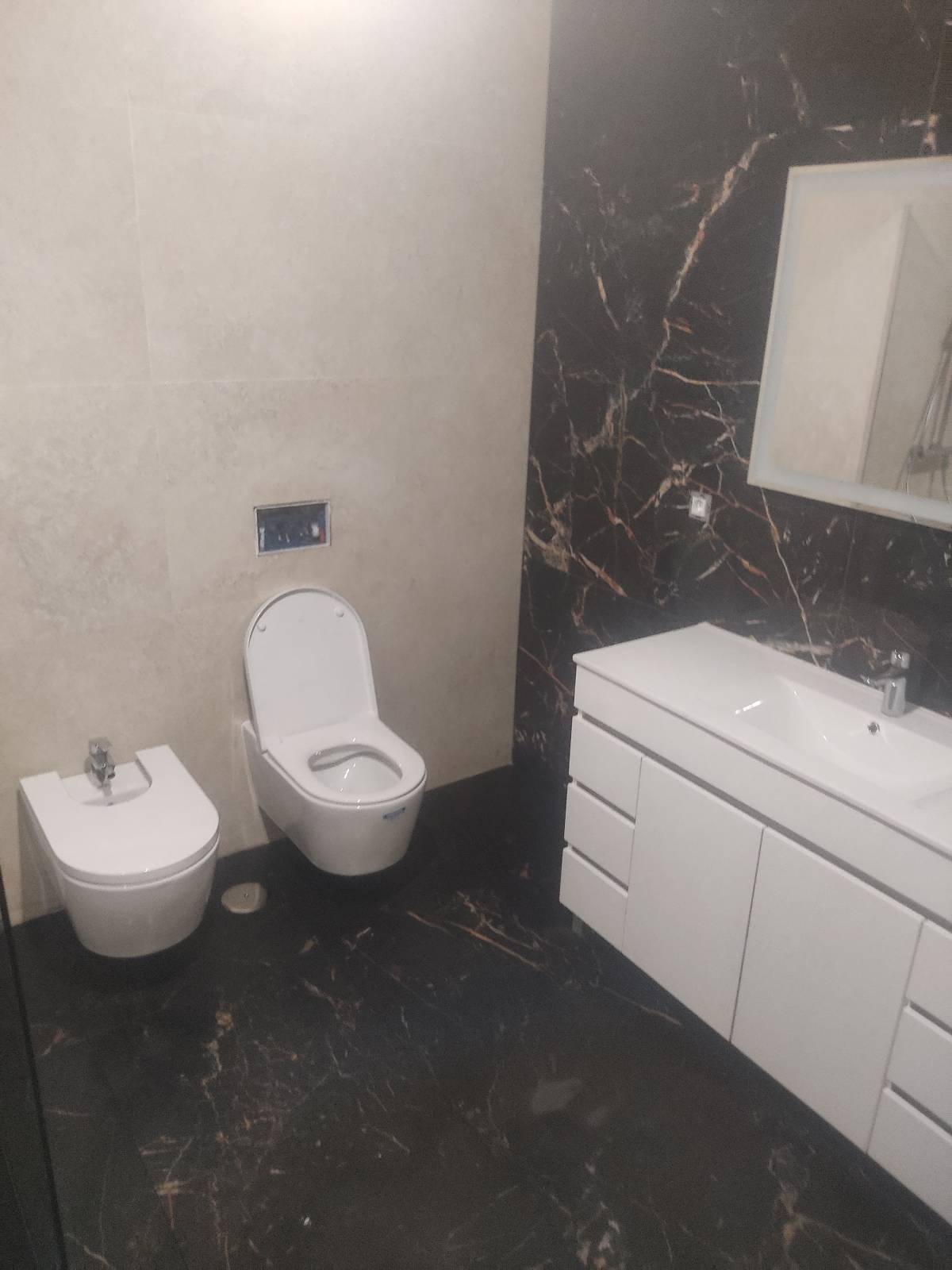 Canalização - Plumbing Solutions - Albufeira - Instalação ou Substituição de Radiador