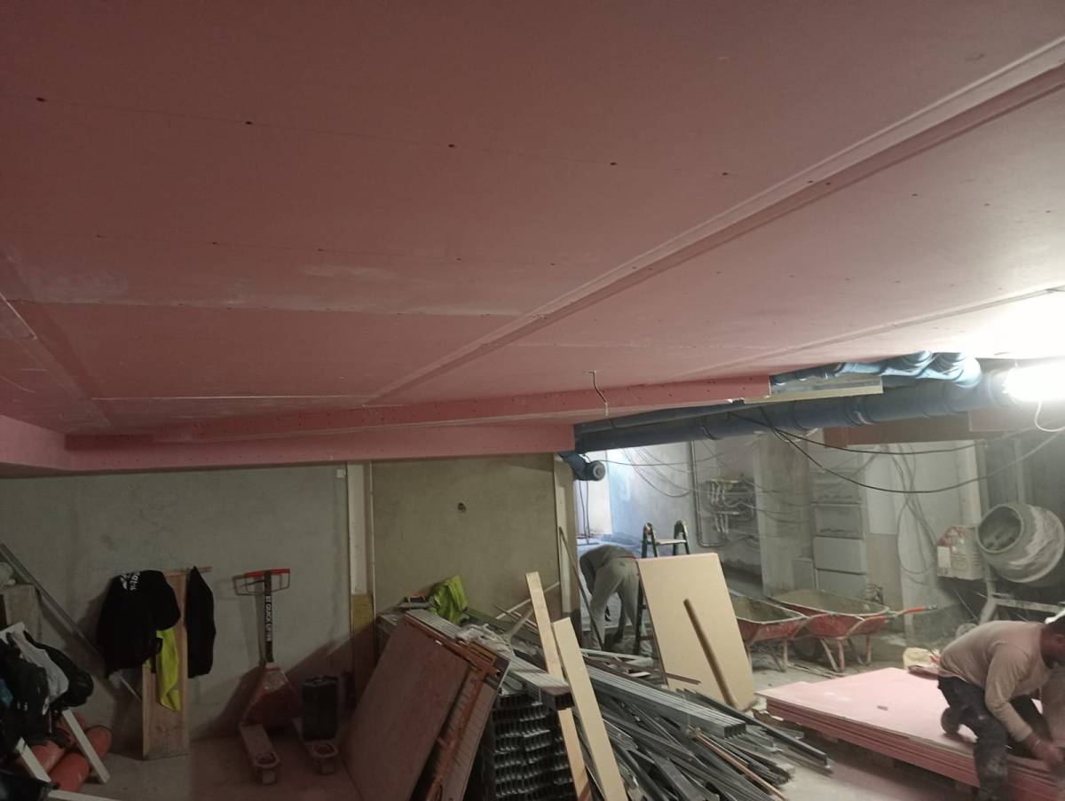 REI JULIUS - Odivelas - Closet Organizers