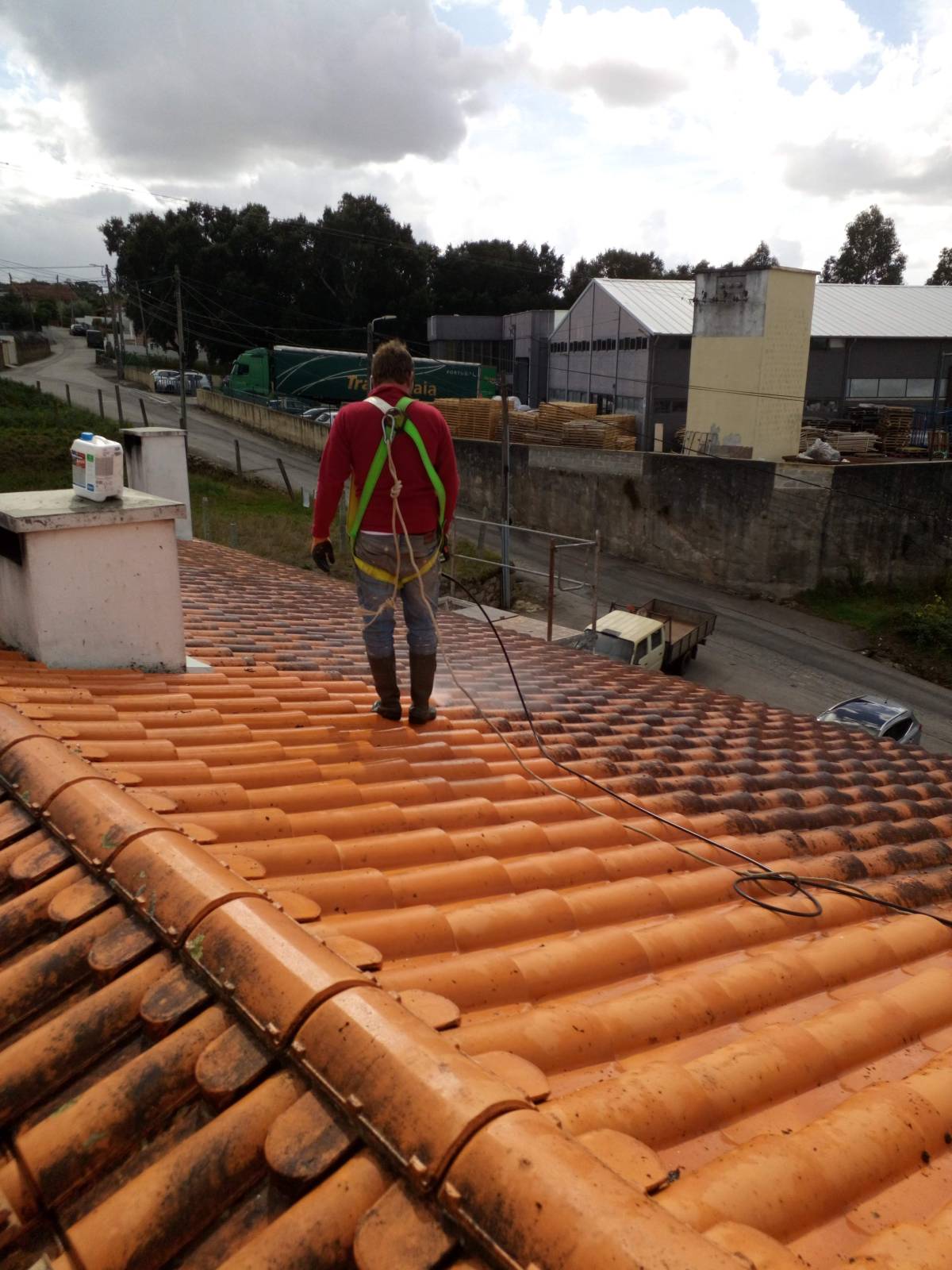 DTM - Diogo Tavares Martins, Unip. Lda - Estarreja - Pintura de Portas