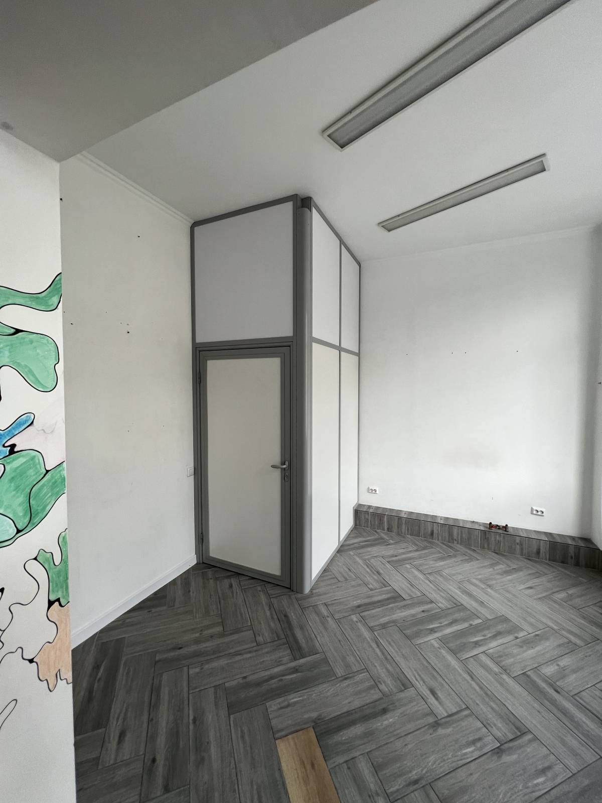 Viacheslav - Alcobaça - Schrank umbauen