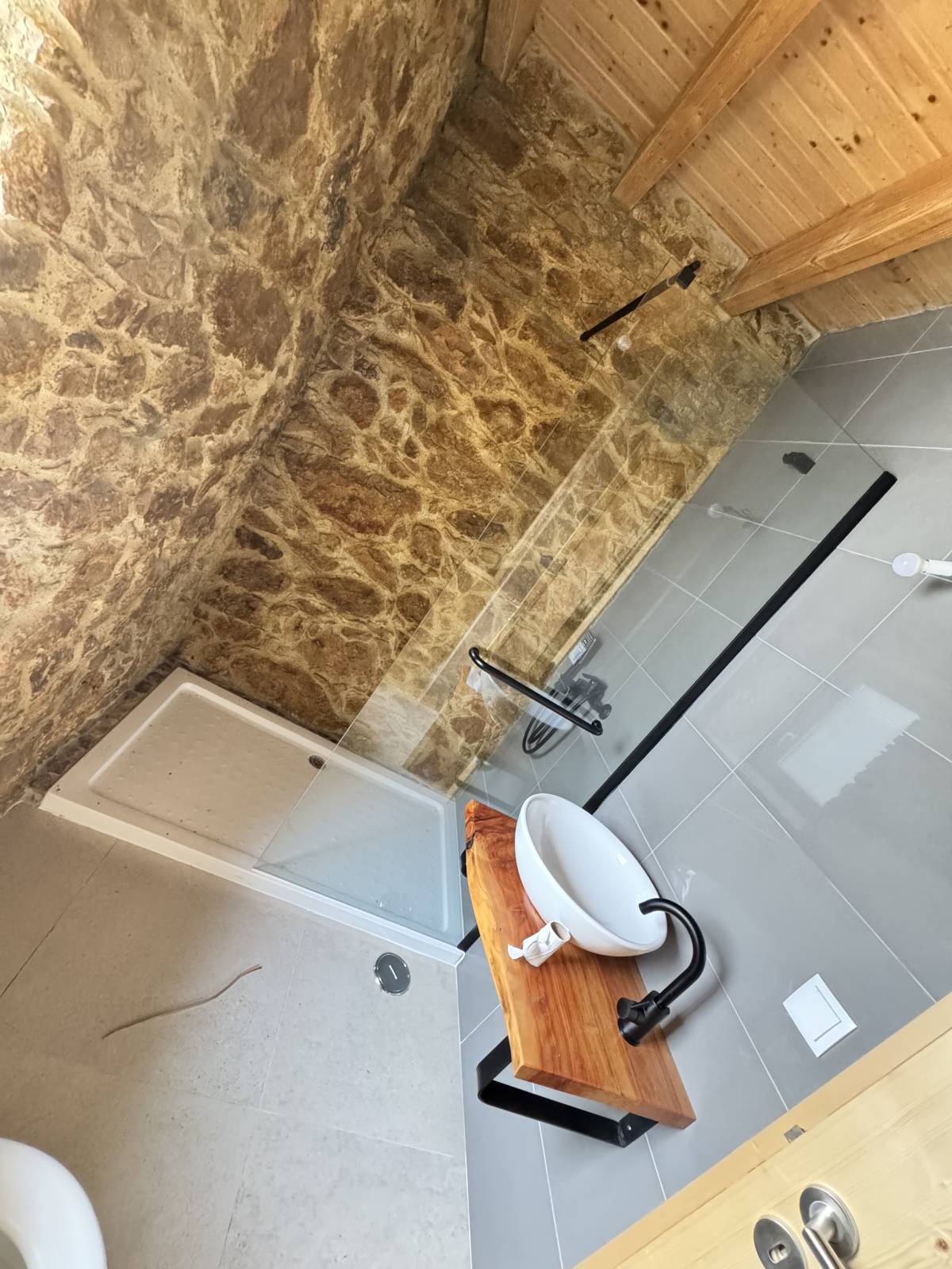 houseremodel - Óbidos - Remodelação de Casa de Banho