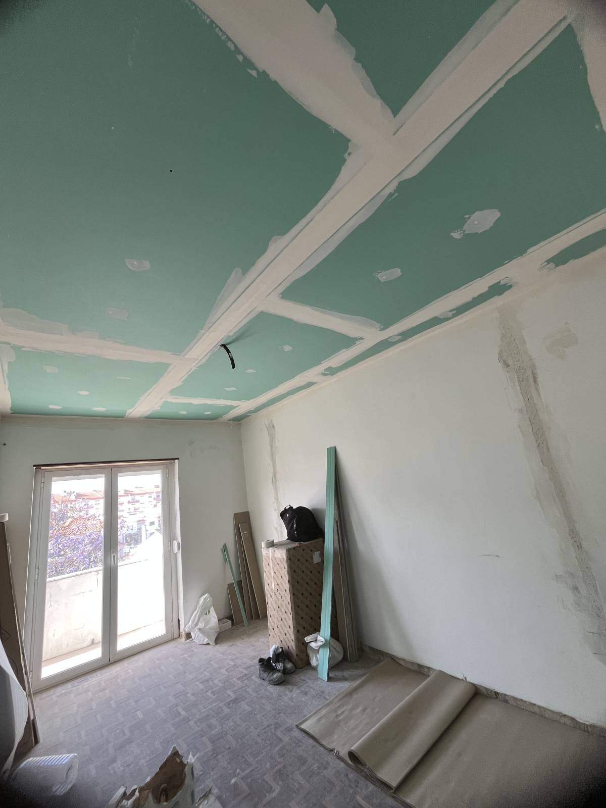 Medeiros construção e remodelação - Setúbal - Wallpaper Repair
