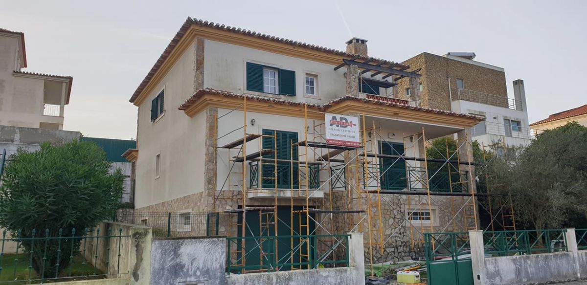 Inside motorrow - Mafra - Exterior Painting