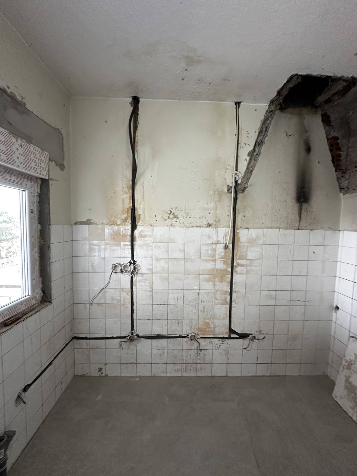 Serviços Confiel - Penafiel - Instalação de Iluminação