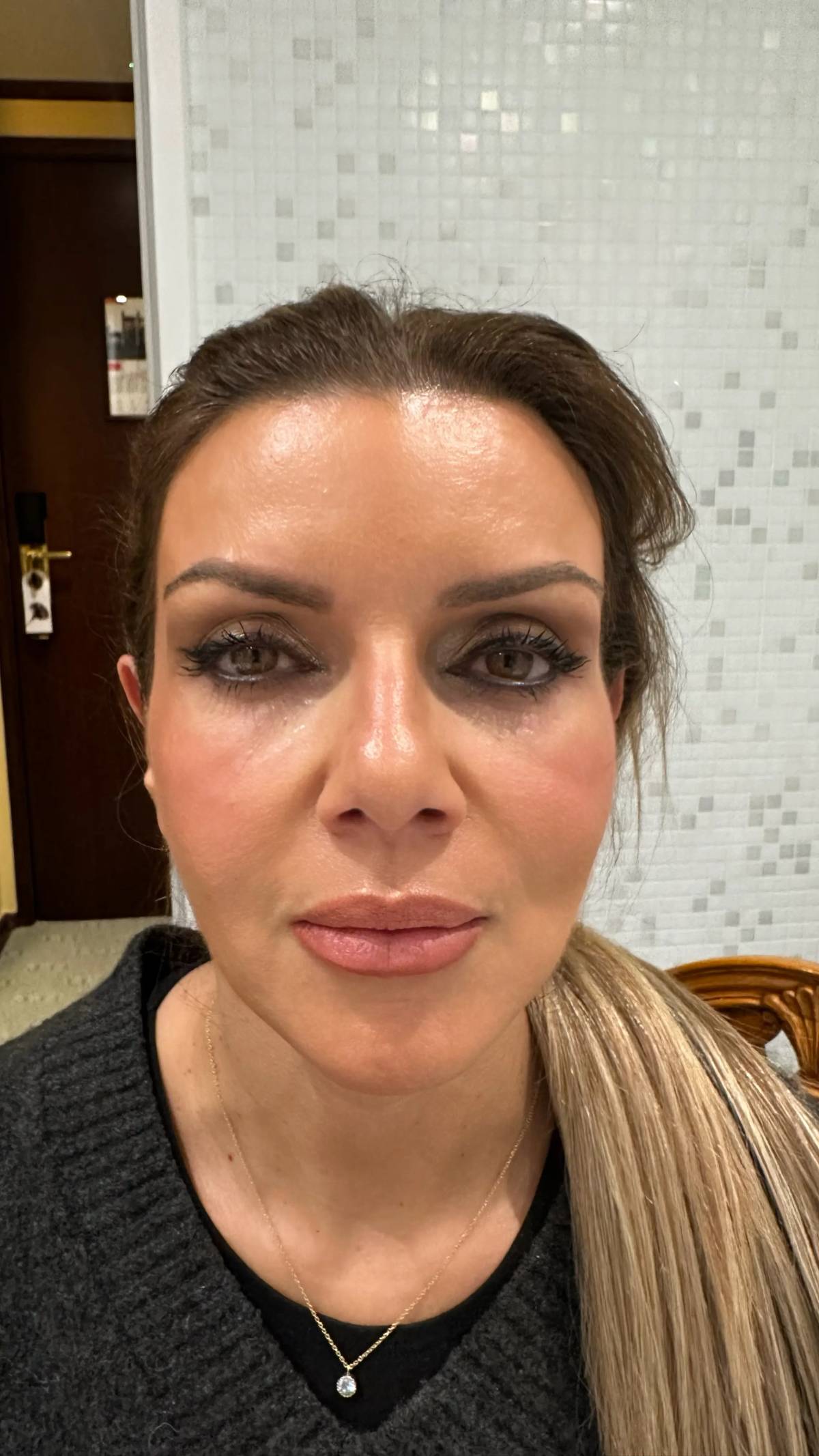 makeup.byinesvasconcelos - Maia - Haarstyling für Events