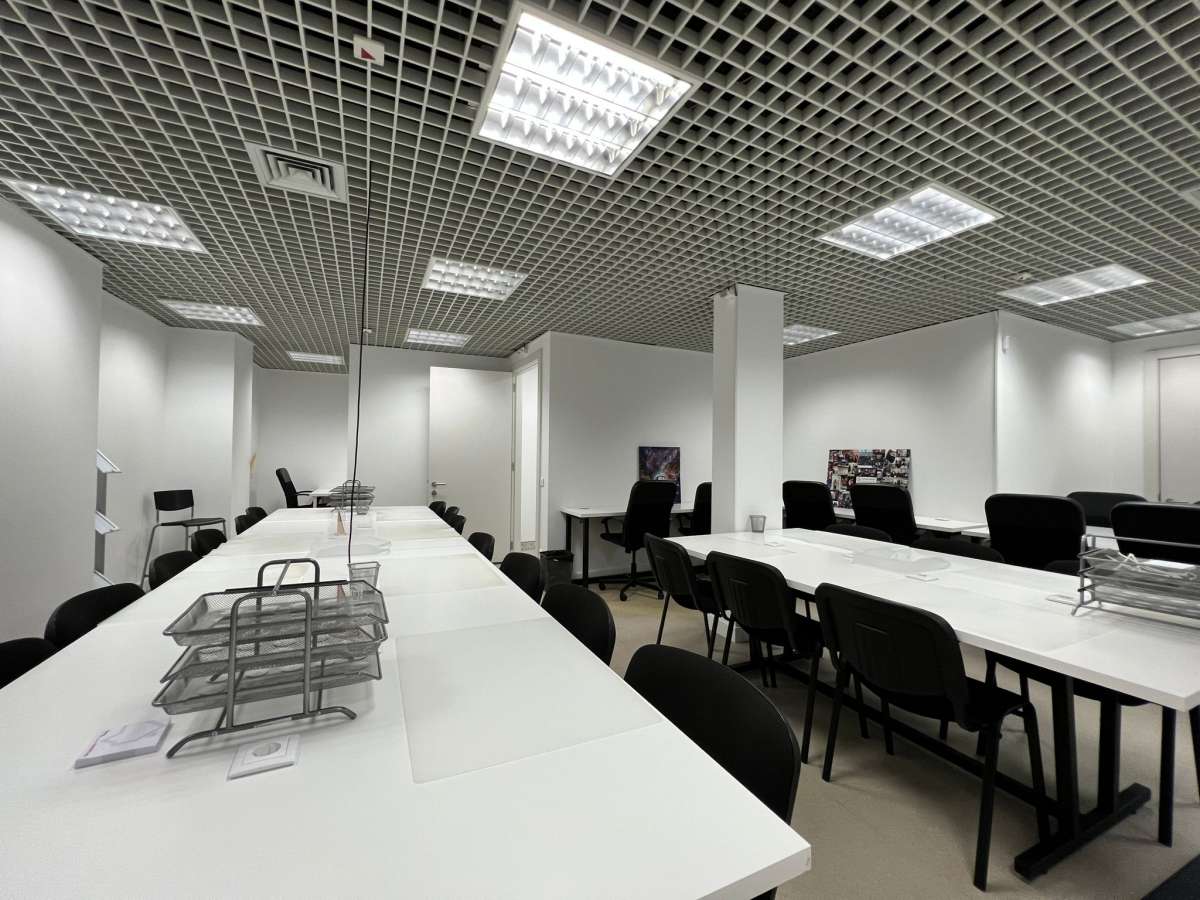 Blockbuilder - Construir e Remodelar - Faro - Stone or Tile Flooring Installation