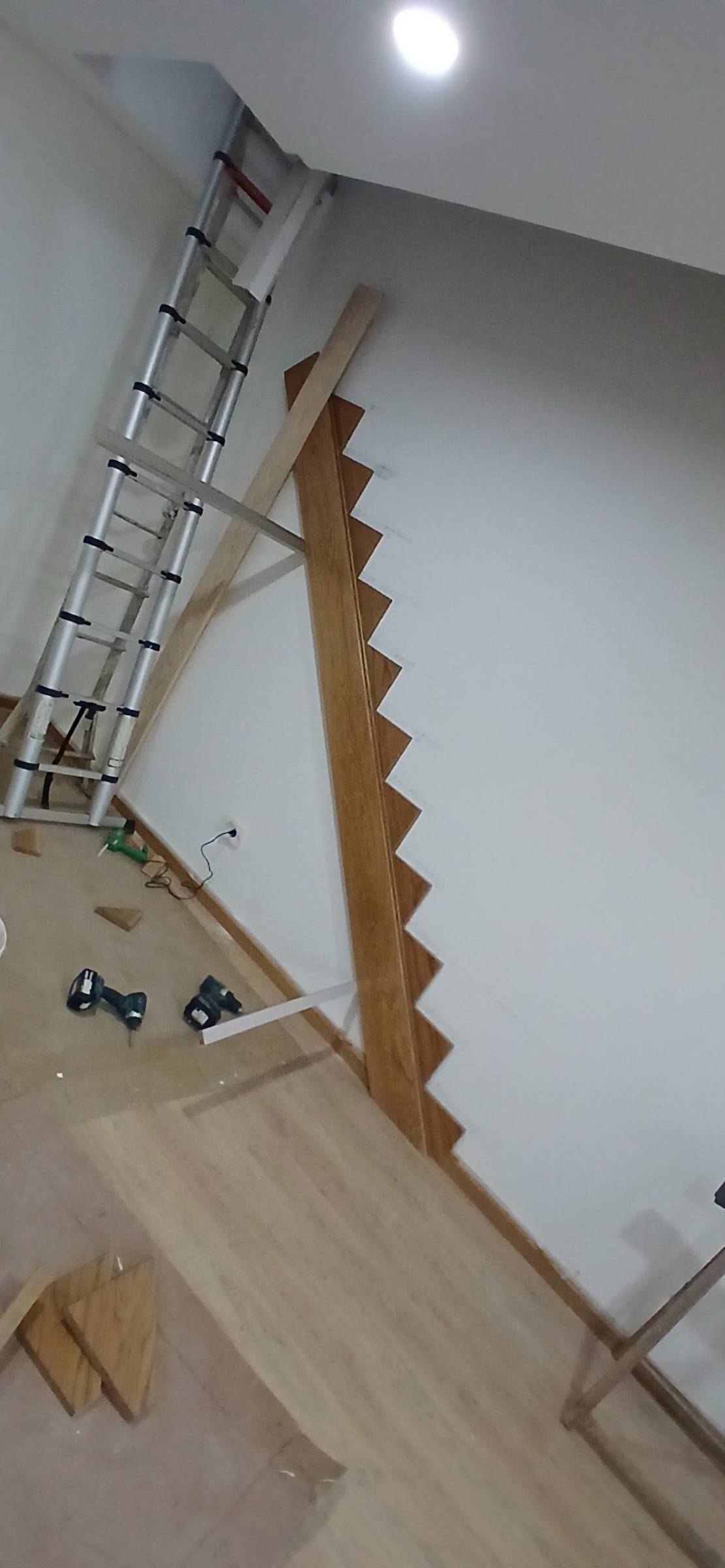 Helder Carpinteiro - Leiria - Door Repair