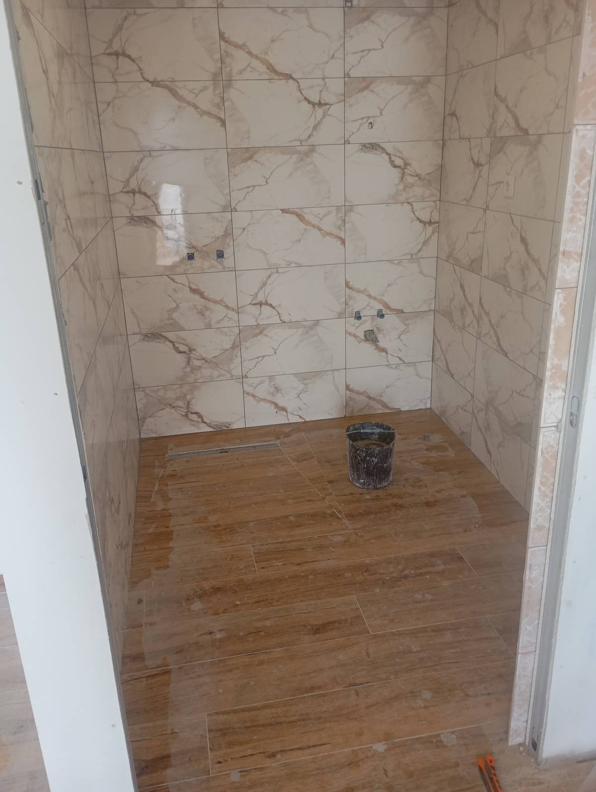 A.s.a construção e remodelação de habitação - Viseu - Calafetagem