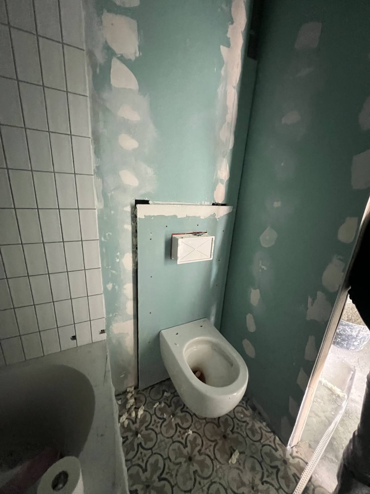 Viacheslav - Alcobaça - Geländer reparieren