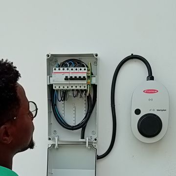 David Moniz - Especialista em Energia Solar e Eletricidade - Amadora - Instalação de Ventoinha
