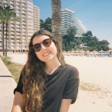 Mariana Santos Miranda - Cascais - Banhos e Tosquias para Animais