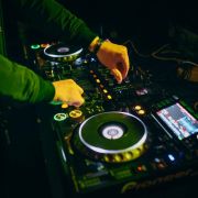 DJ Temptation - Gondomar - Quinceanera DJ