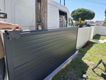 José A. Molina Medina. - Aveiro - Reparação de Portão de Garagem