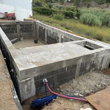 houseremodel - Óbidos - Construção de Muro