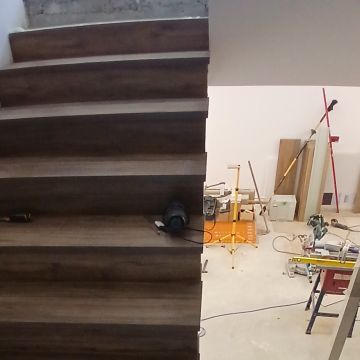 Helder Carpinteiro - Leiria - Stone or Tile Flooring Repair or Partial Replacement