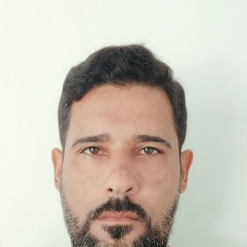 Antonio Oliveira - Porto - Schrank umbauen