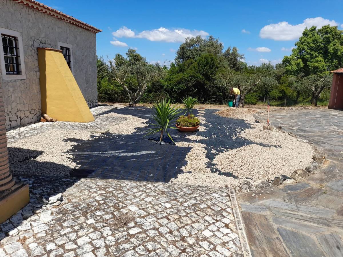 Jardinagens Martins - Santarém - Multiservicios de cuidados del césped