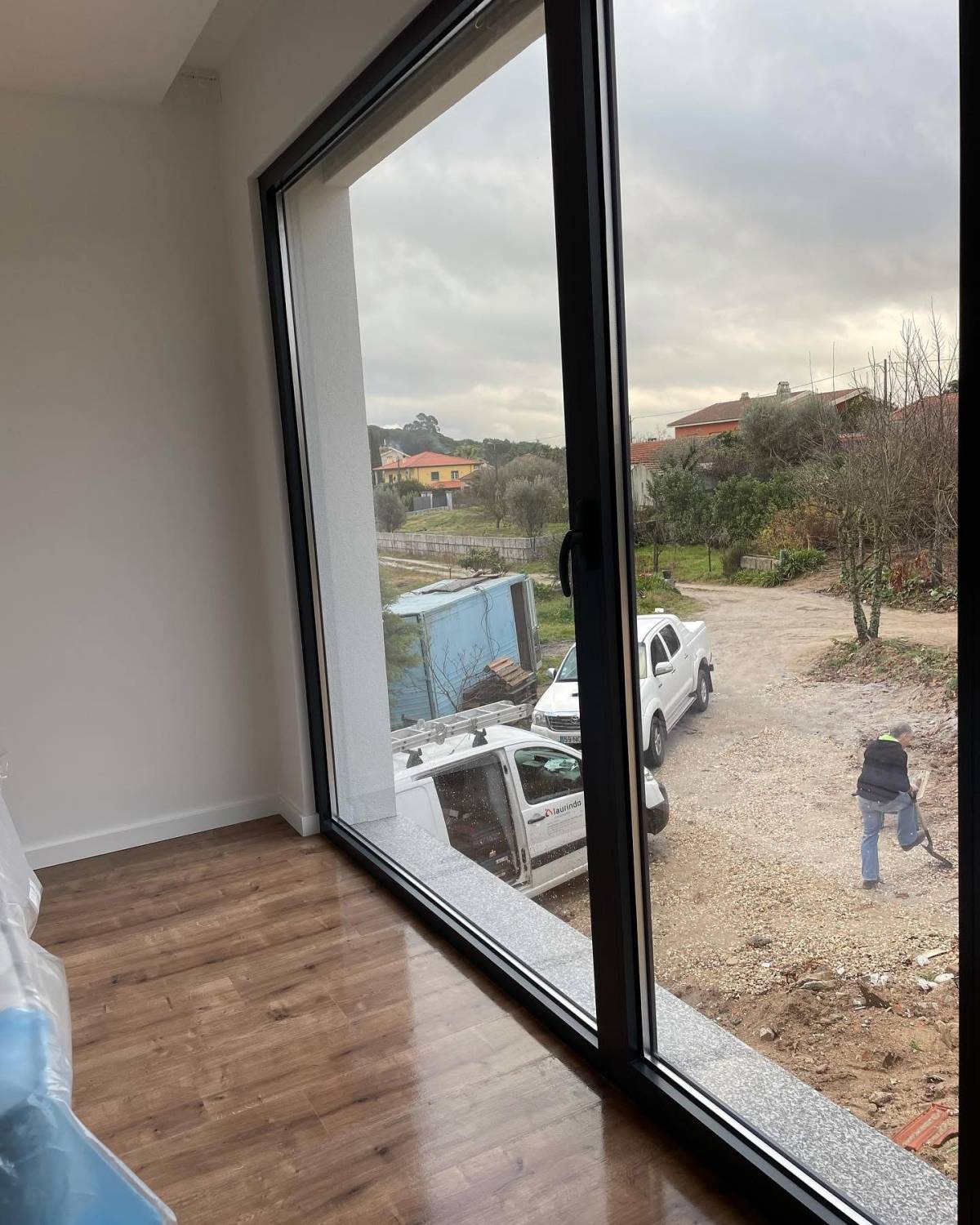 Elizaclean - Porto - Limpeza de Espaço Comercial