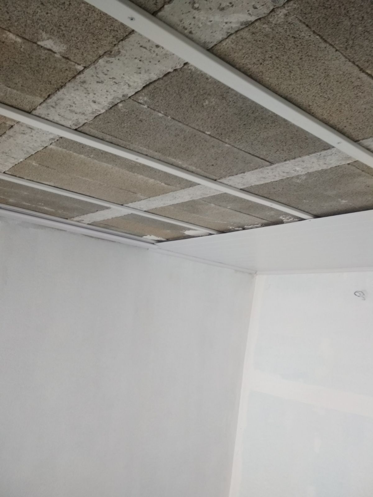 Samu -Property Maintenance - Loulé - Bricoleur
