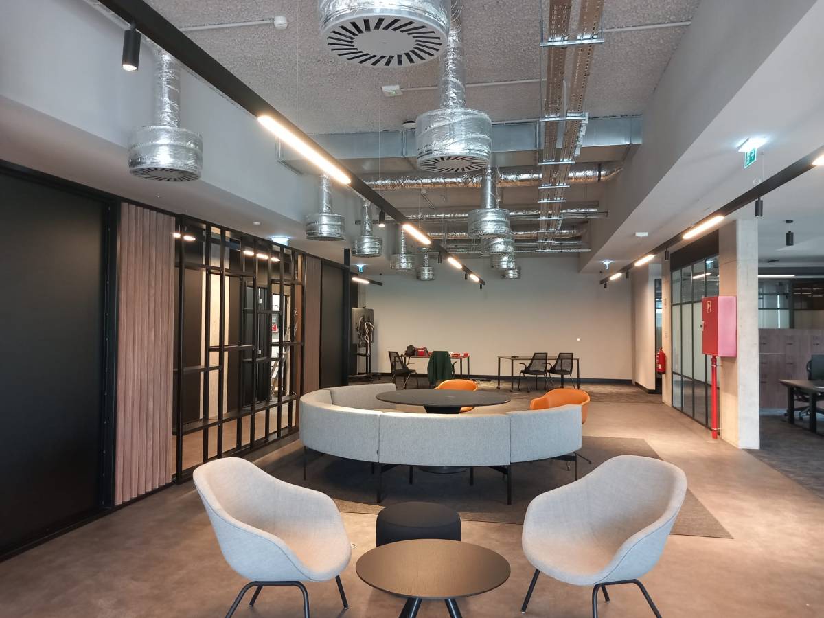 SME. serviços e manutenção elétricas - Gondomar - Fan Installation