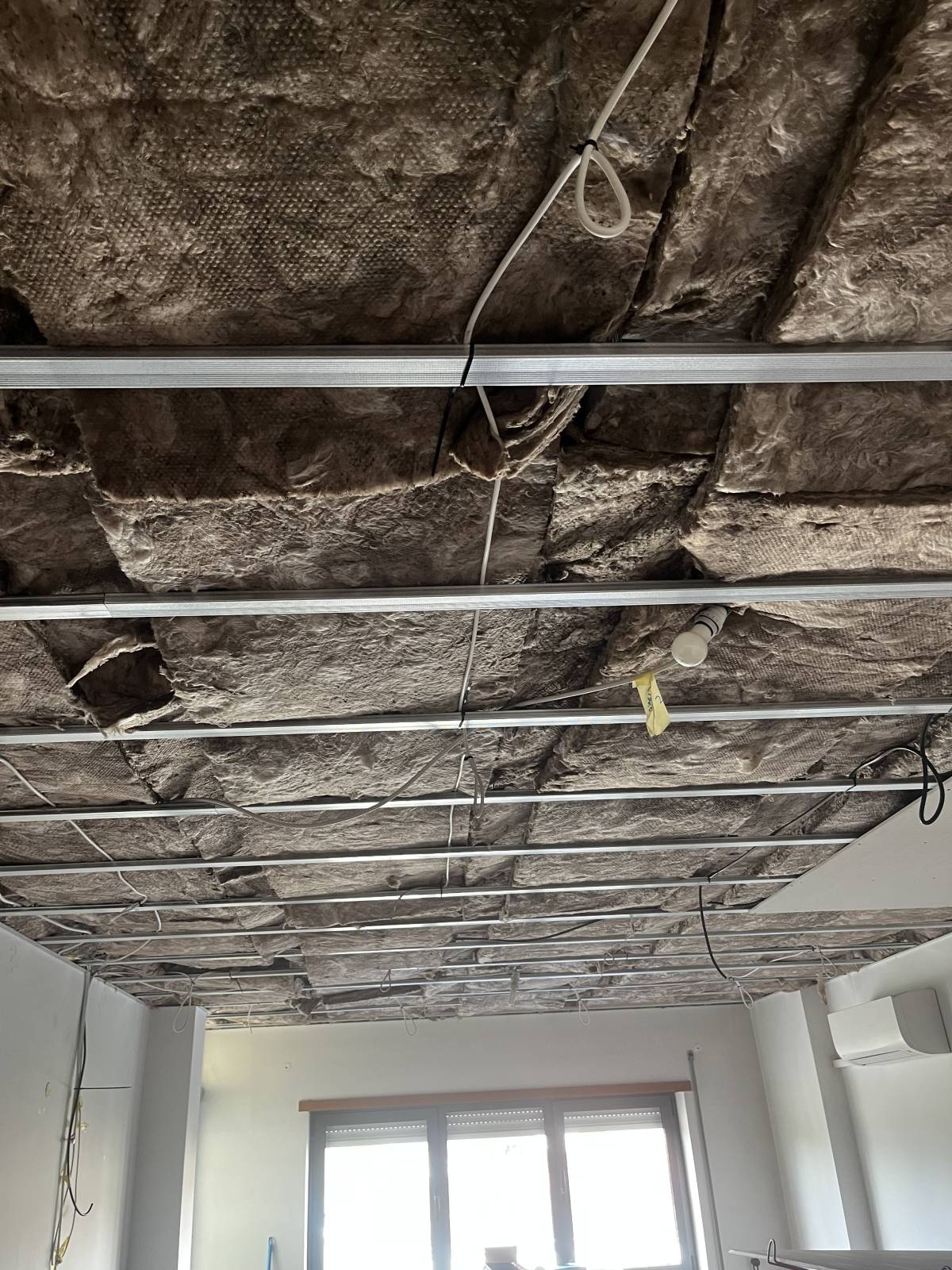 HFSF UNIPESSOAL LDA - Mealhada - Instalación de escaleras
