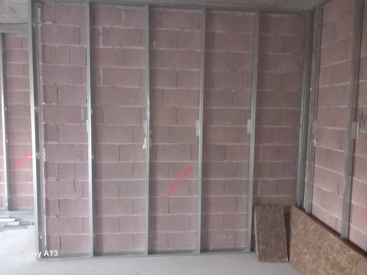 PCAACABAMENTO E REMODELAÇÃO - Viseu - Instalação, Reparação ou Remoção de Revestimento de Parede