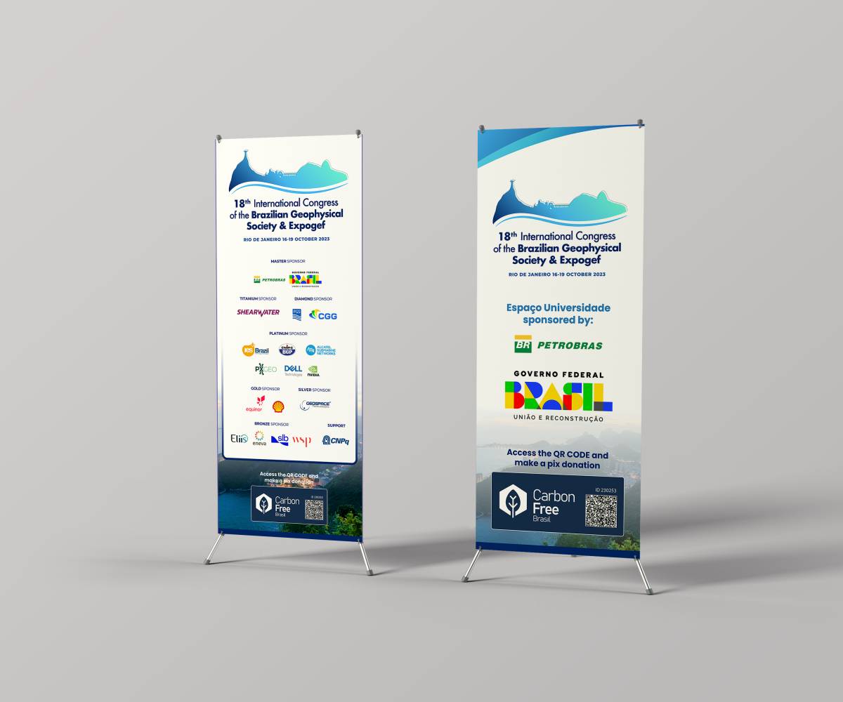 Juliana Crillanovick | CRVK Comunicação - Porto - Designer Gráfico